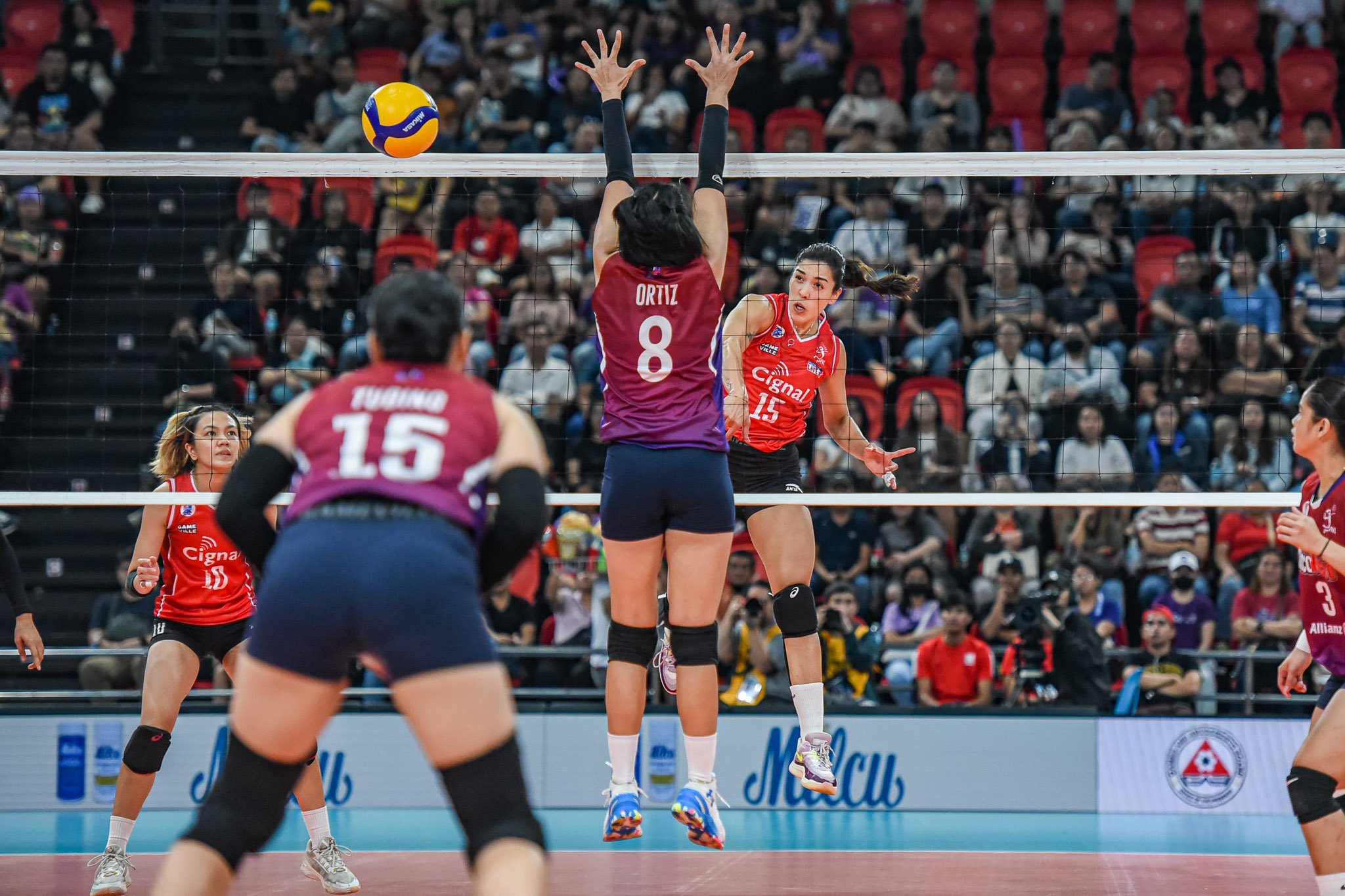 Perez powers Cignal past Choco Mucho